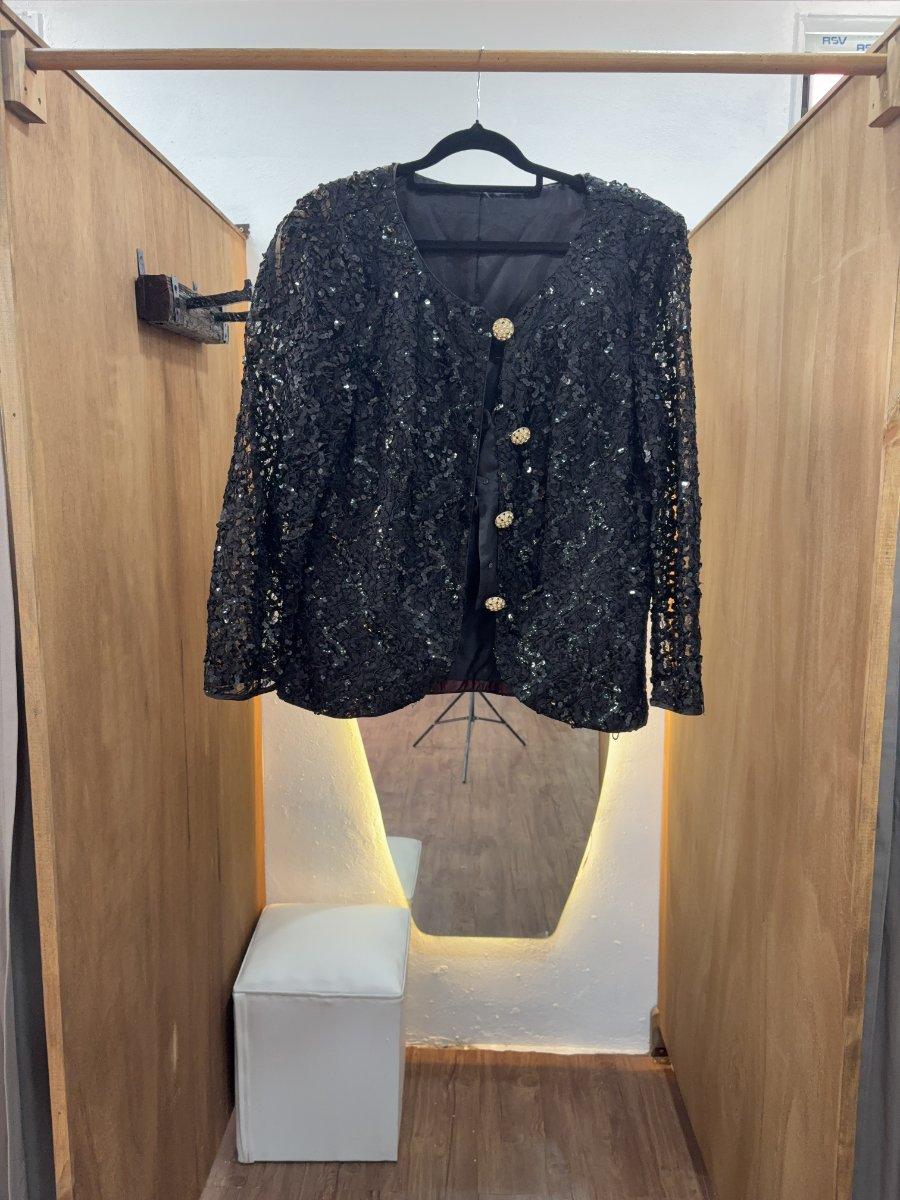 Blazer negro 4 botones dorados lentejuelas