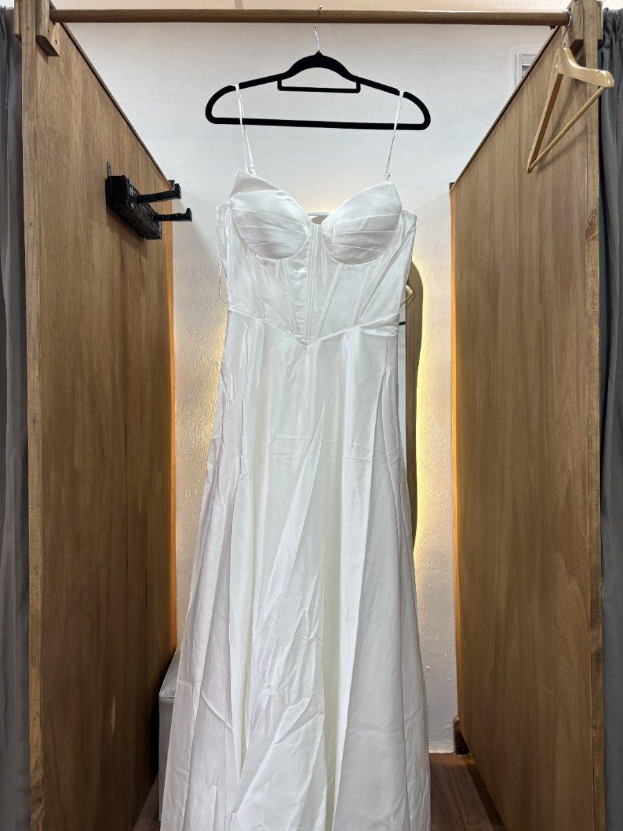 Vestido largo novia/quinceañera con corset blanco
