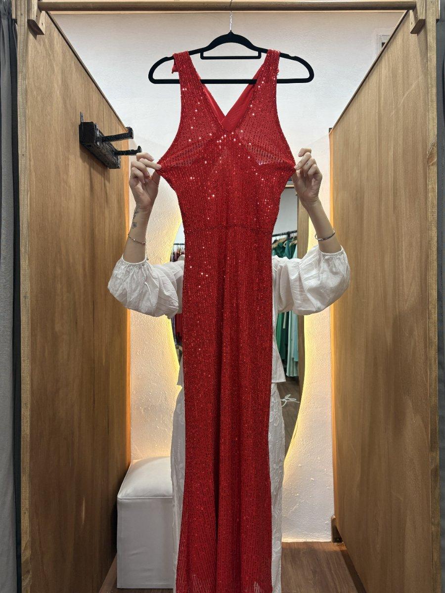 Vestido rojo con lentejuelas espalda cruzada
