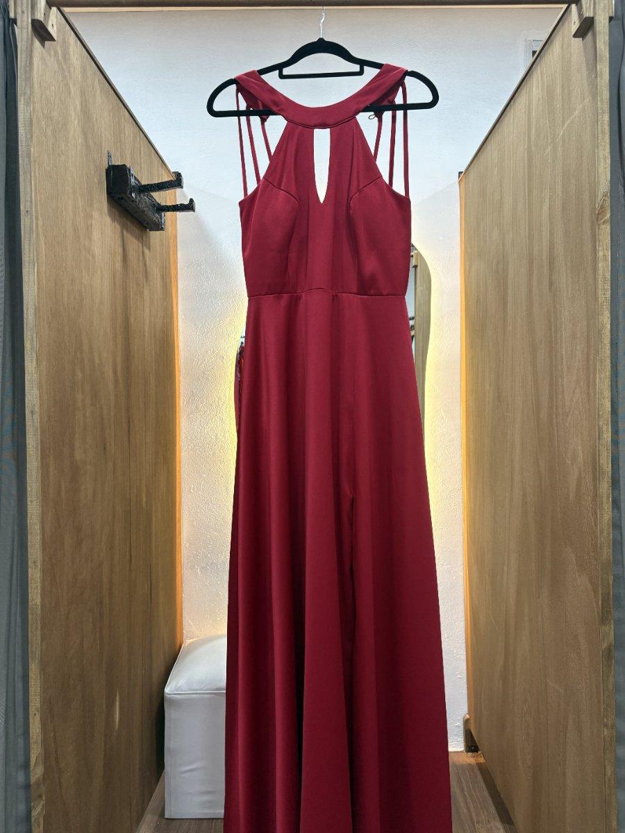 Vestido rojo con 3 tiras en espalda
