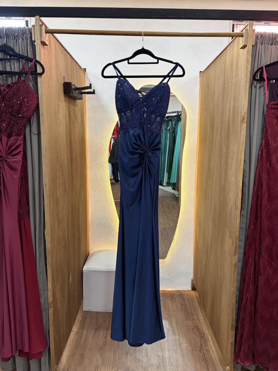 Vestido largo azul con corset y detalle en la parte superior