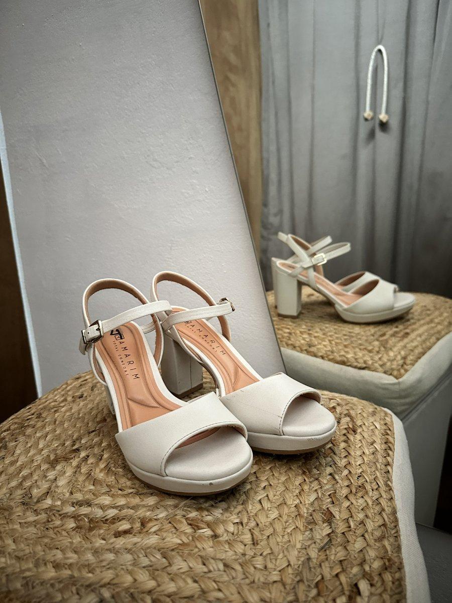 Zapatos blancos