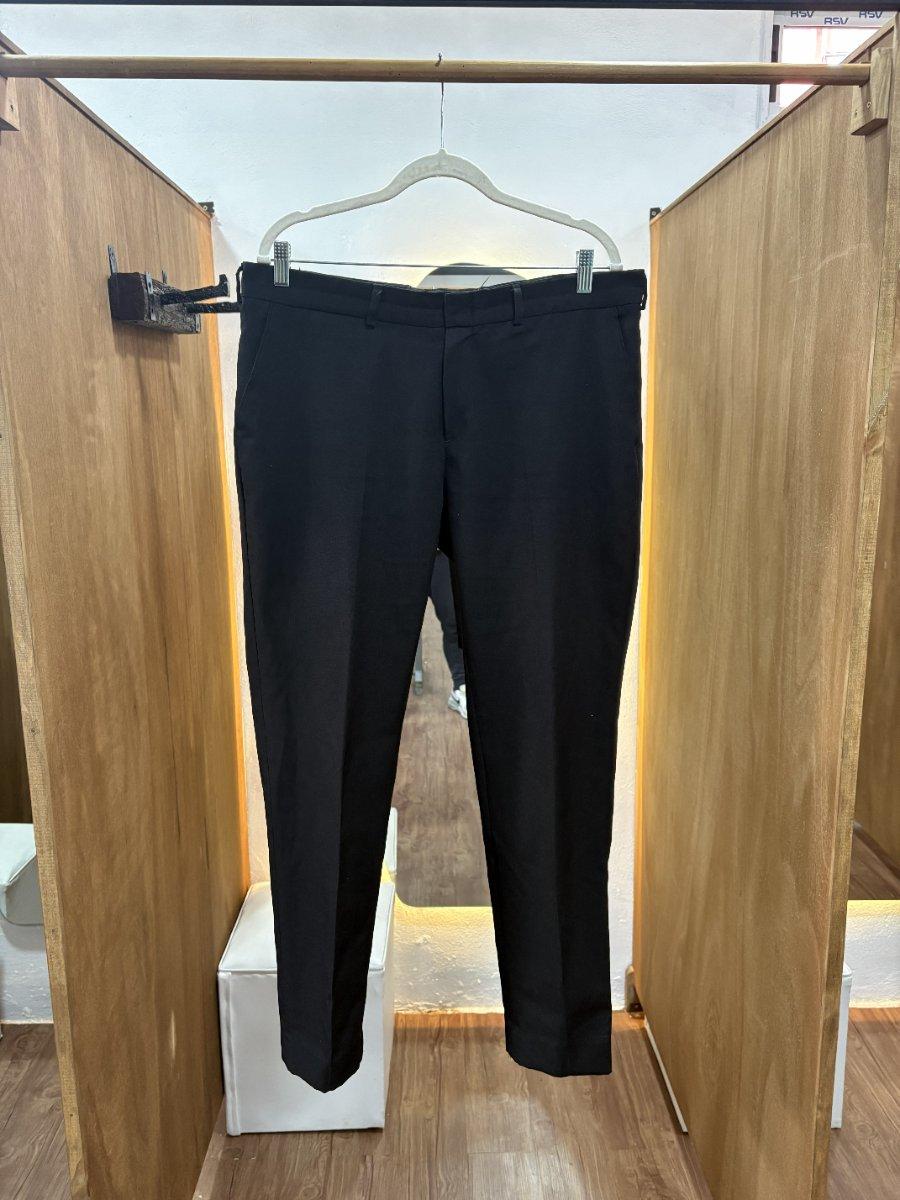 Pantalón negro (SIN MARCA)