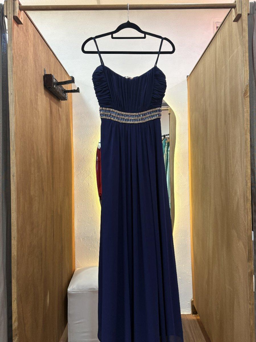 Vestido azul con brillos bajo pecho