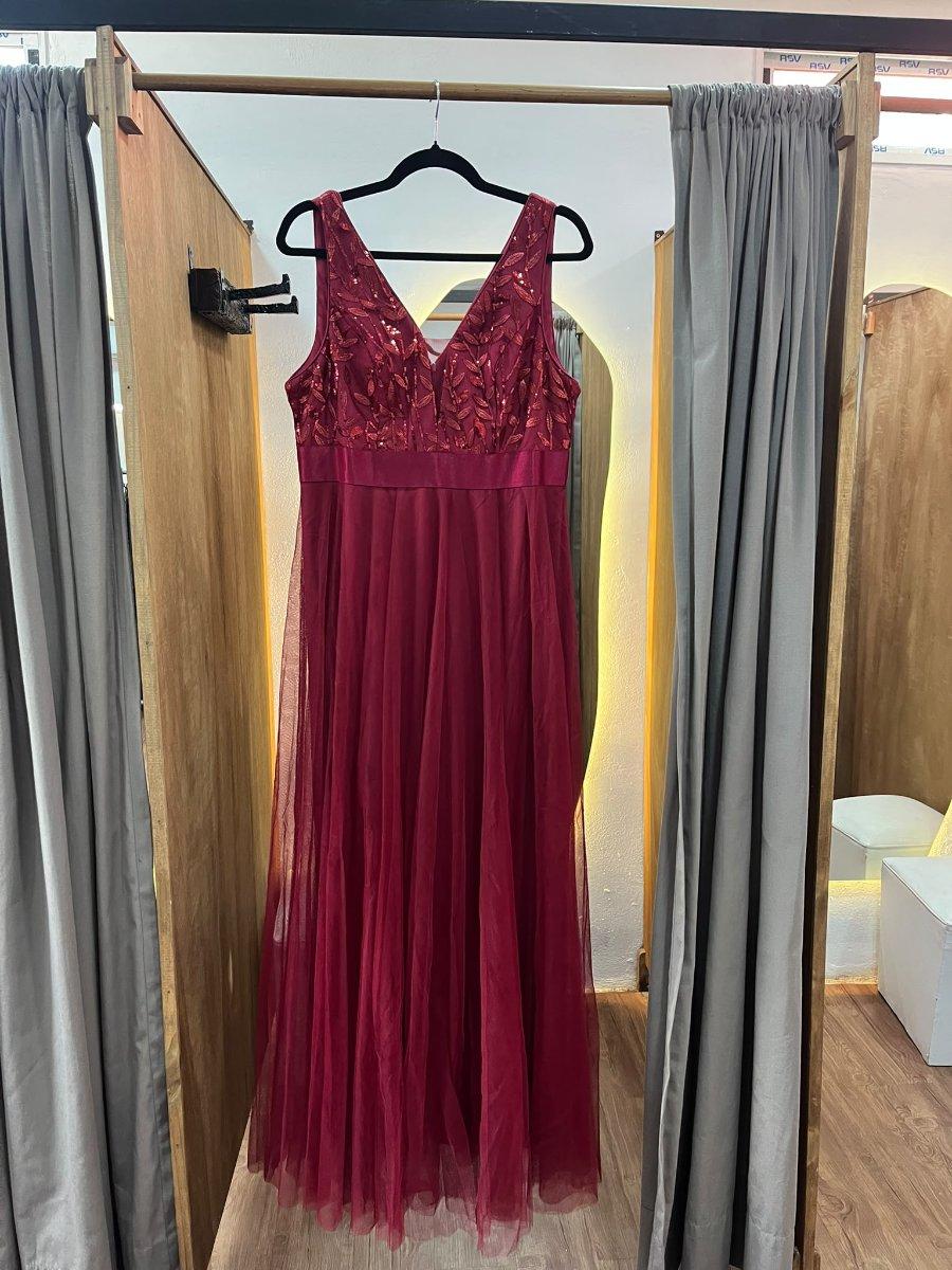 Vestido bordo
